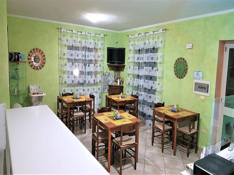 Il Laghetto image