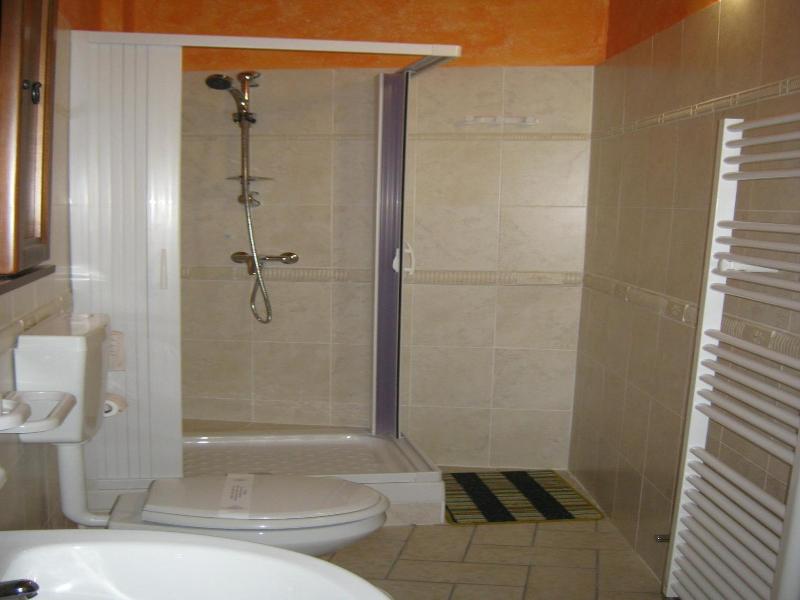 Il Laghetto image