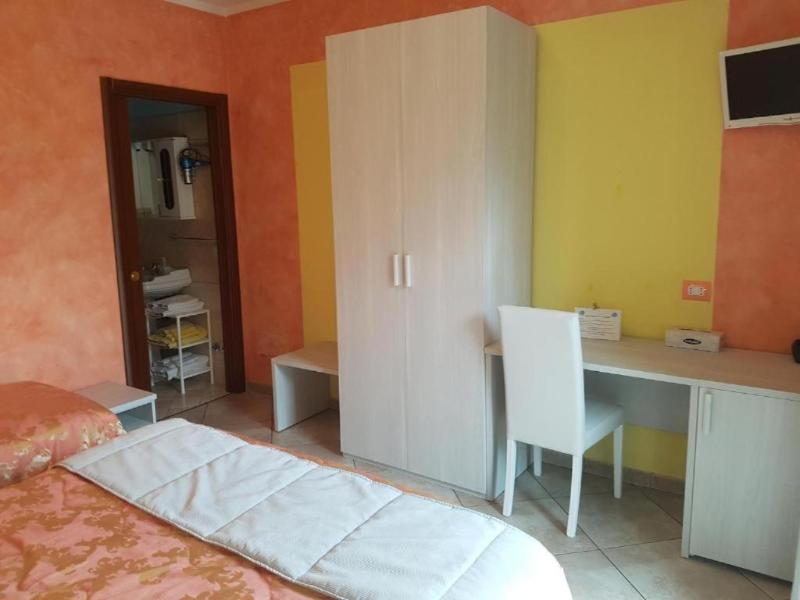 Il Laghetto image