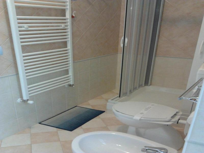 Il Laghetto image