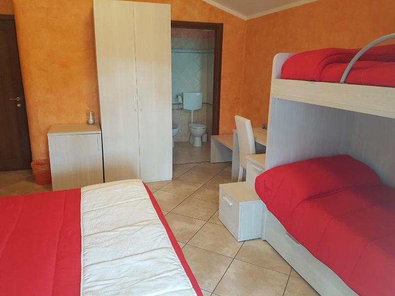 Il Laghetto image