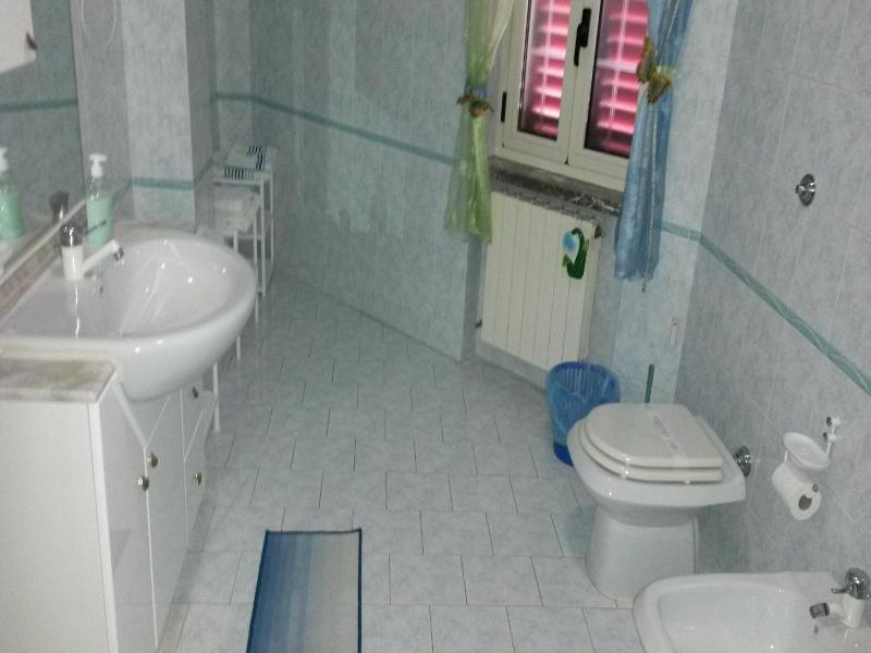 Il Laghetto image