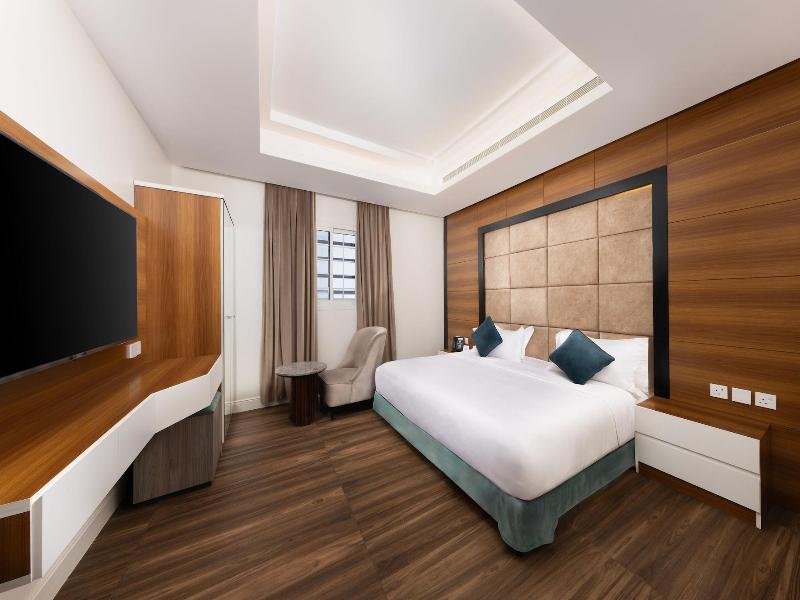 Luxury Night Hotel — view