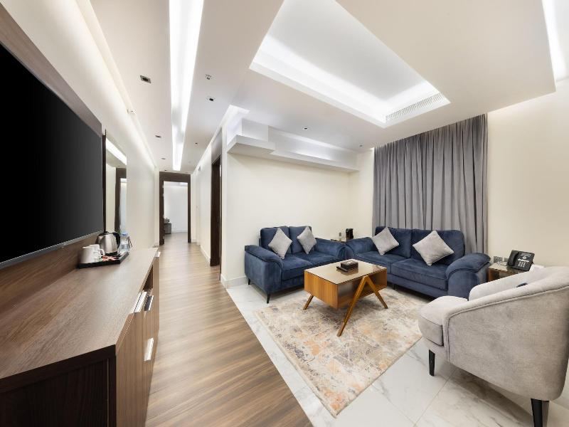 Luxury Night Hotel image