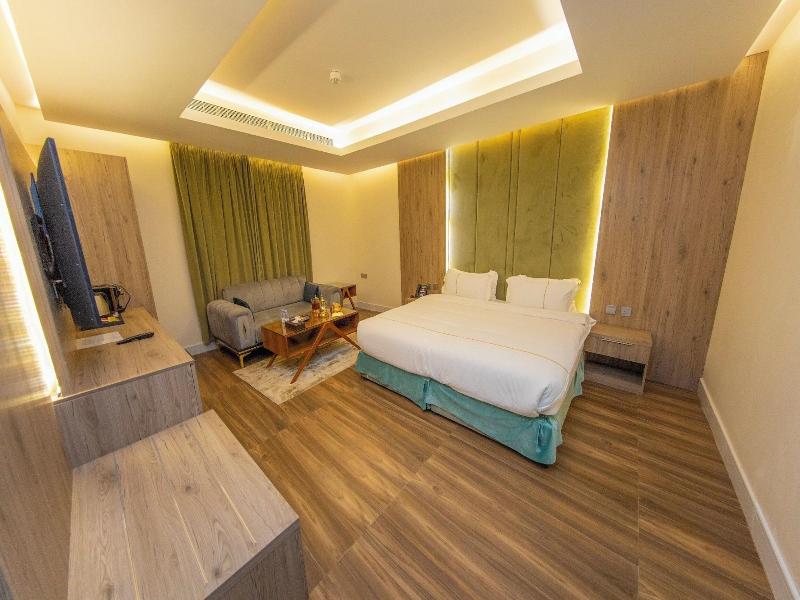 Luxury Night Hotel image