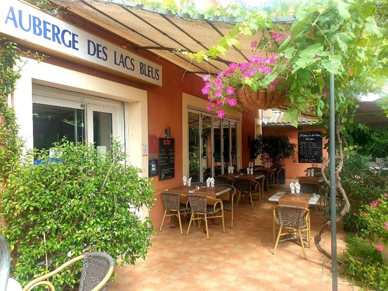 Auberge Des Lacs Bleus image