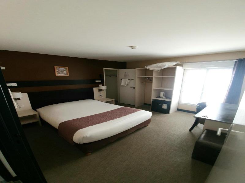 Auberge Des Lacs Bleus image