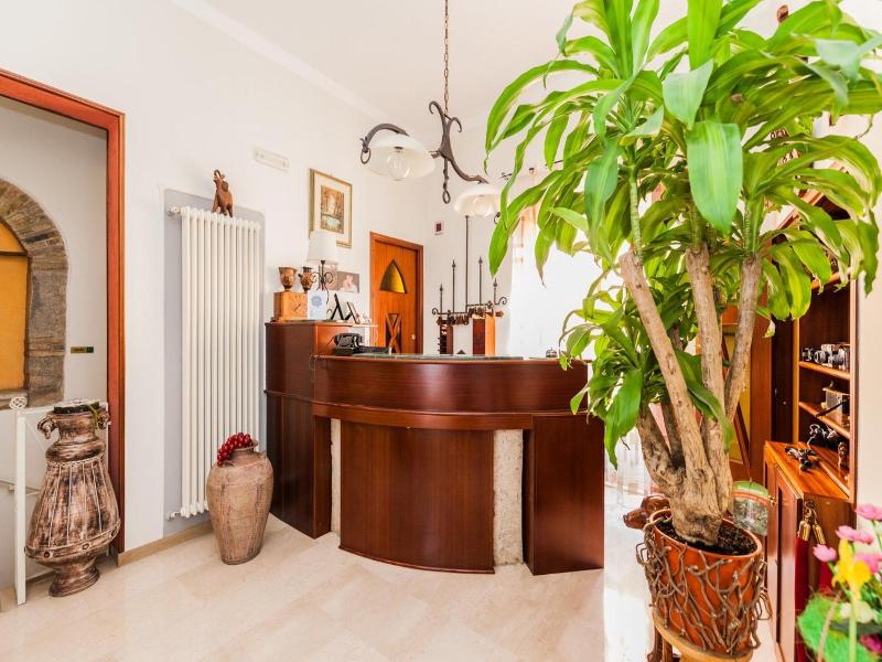 Albergo Della Corte image