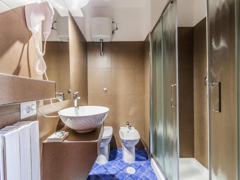 Albergo Della Corte image