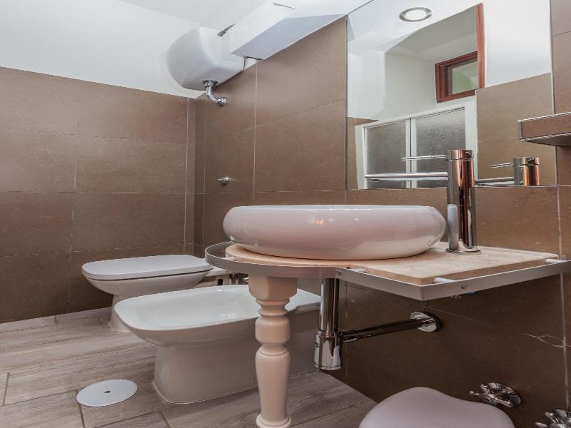 Albergo Della Corte image