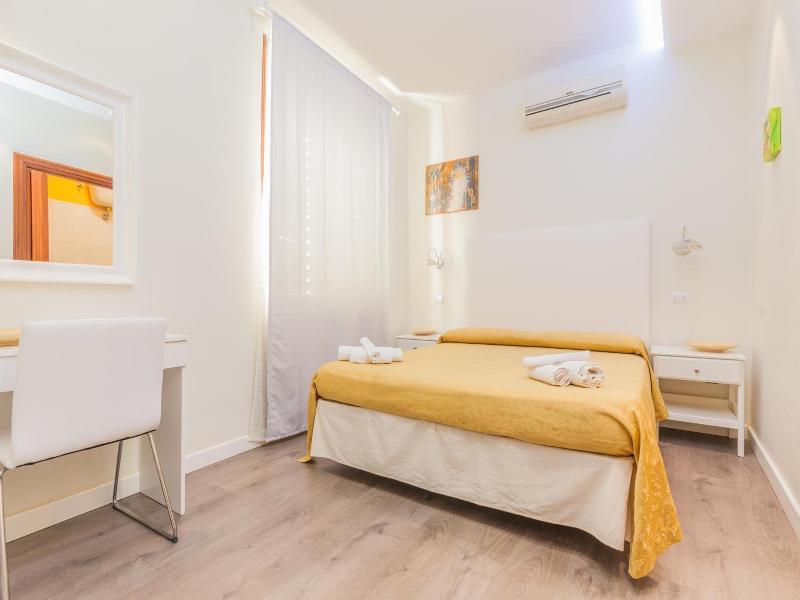 Albergo Della Corte image