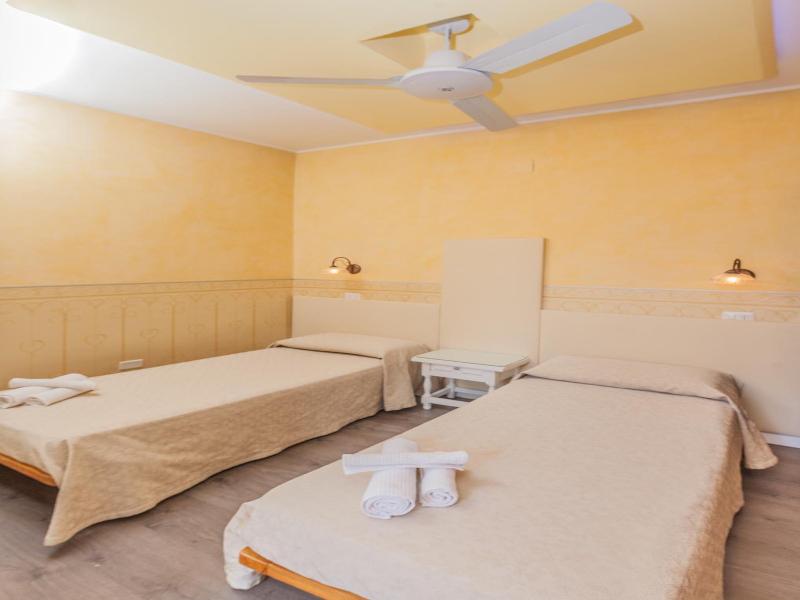 Albergo Della Corte image