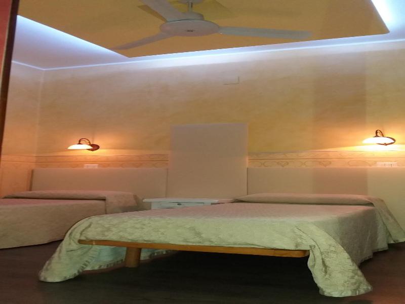 Albergo Della Corte image