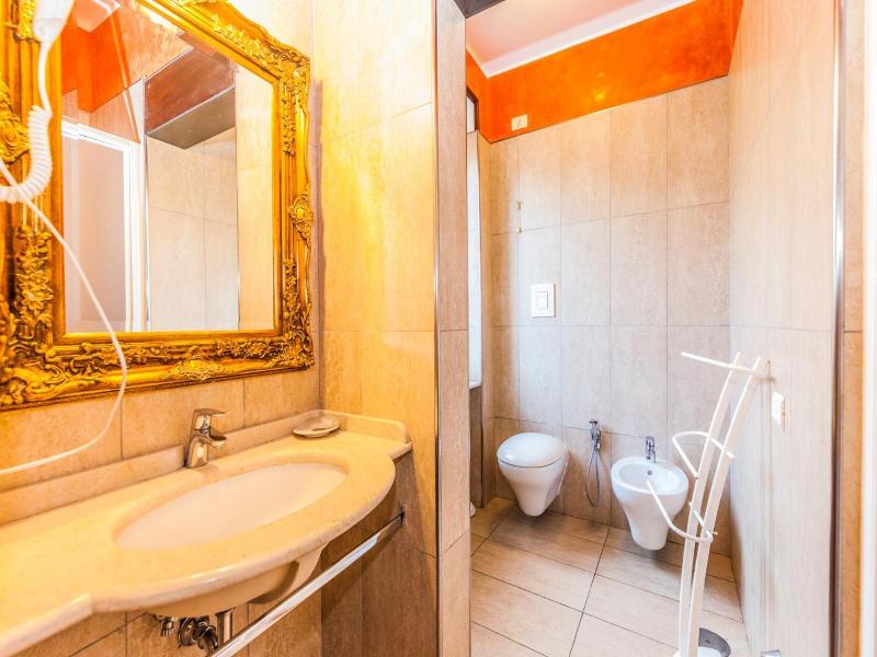 Albergo Della Corte image