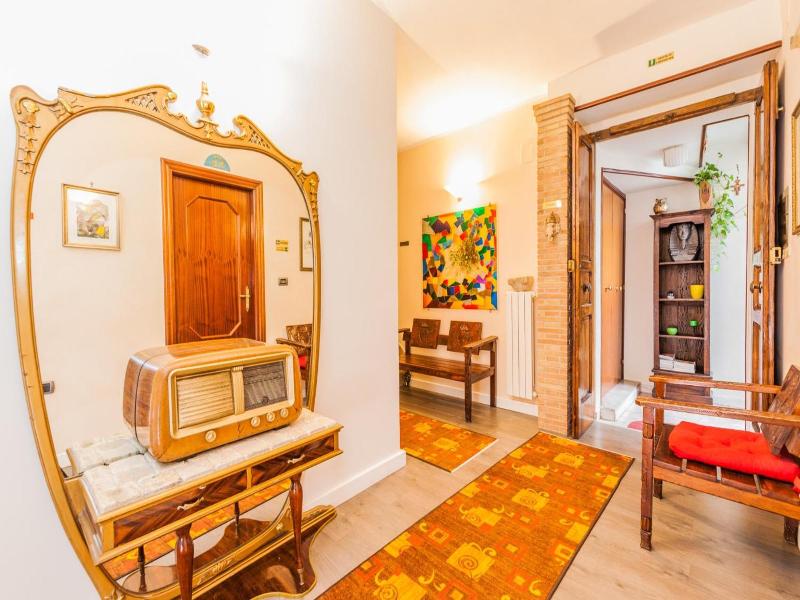 Albergo Della Corte image