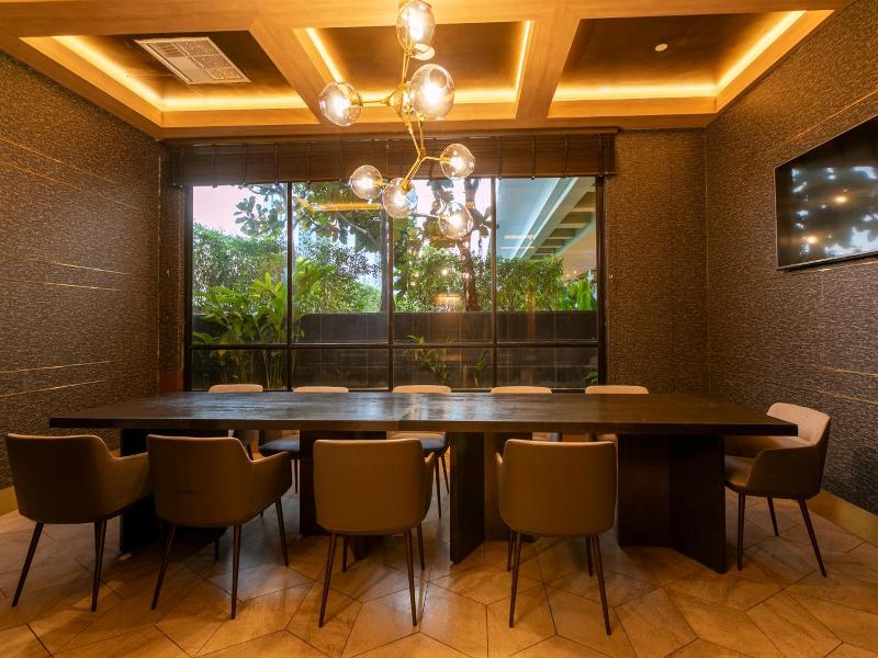 The Upper House, Batu Kawan image