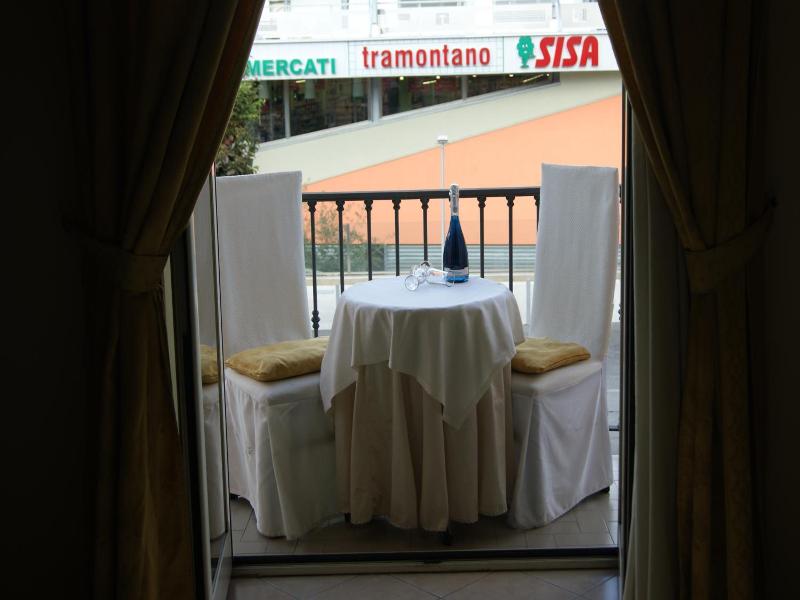 Hotel Elio image