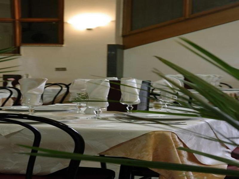 Hotel Elio image