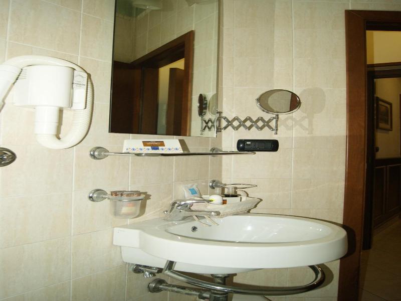 Hotel Elio image