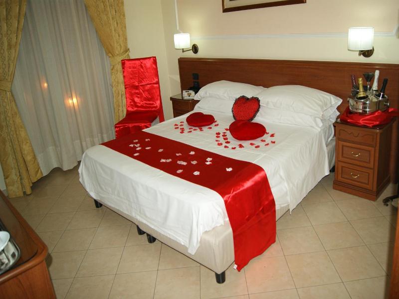 Hotel Elio image
