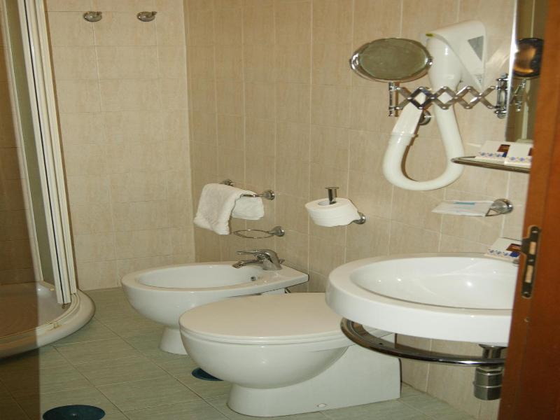 Hotel Elio image