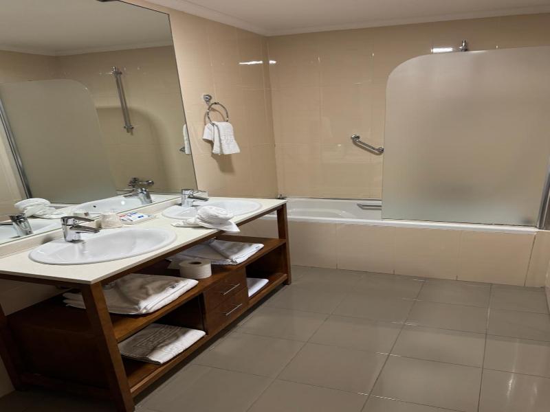 Hotel Villa De Cacabelos image