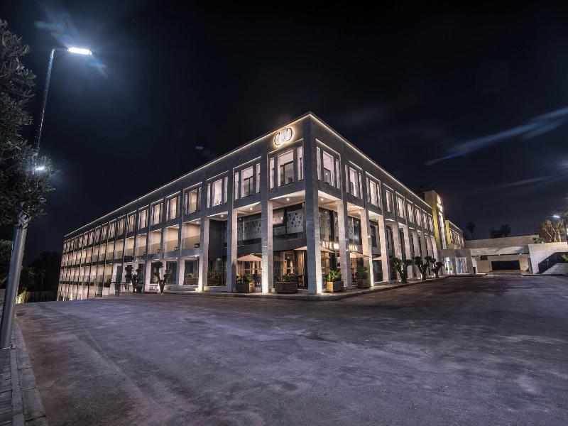 Dominium Palace image