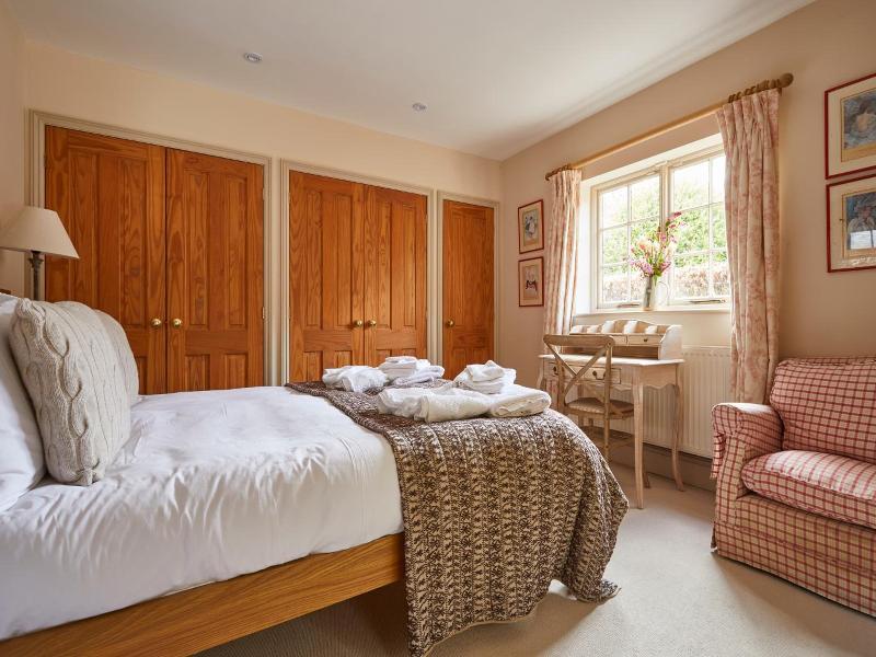 The Duncombe Arms image