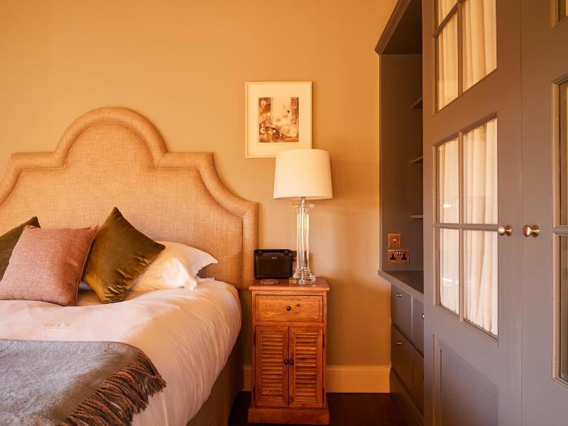 The Duncombe Arms image