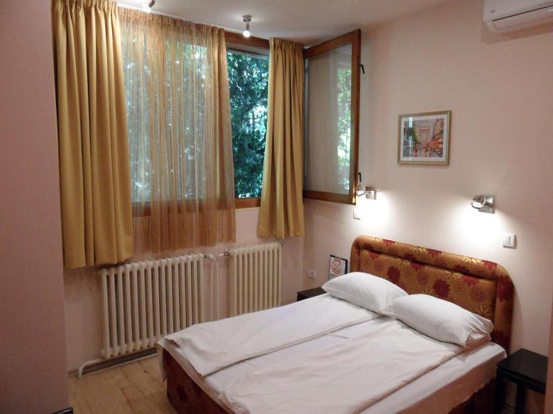 Hostel Oasis image