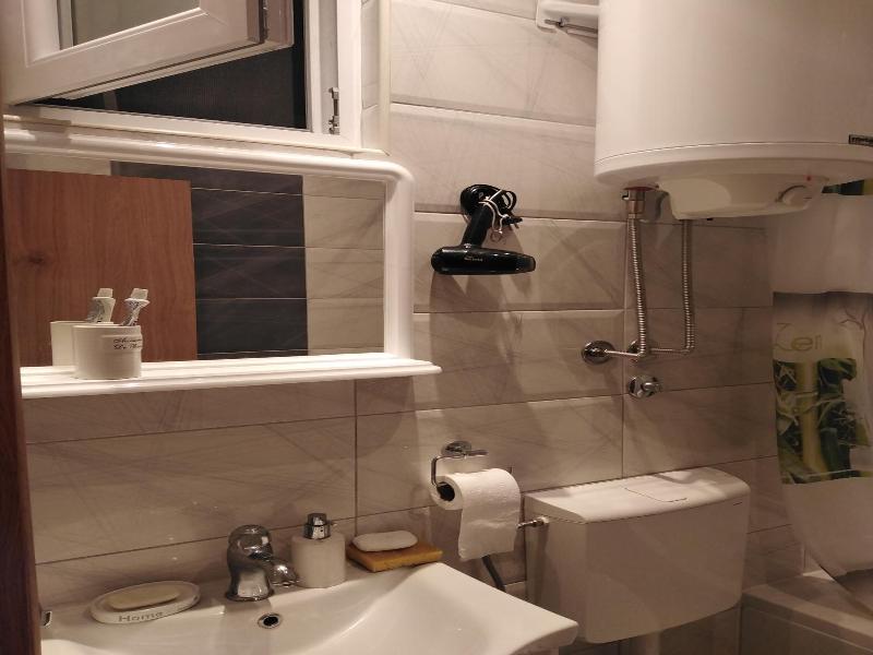 Hostel Oasis image