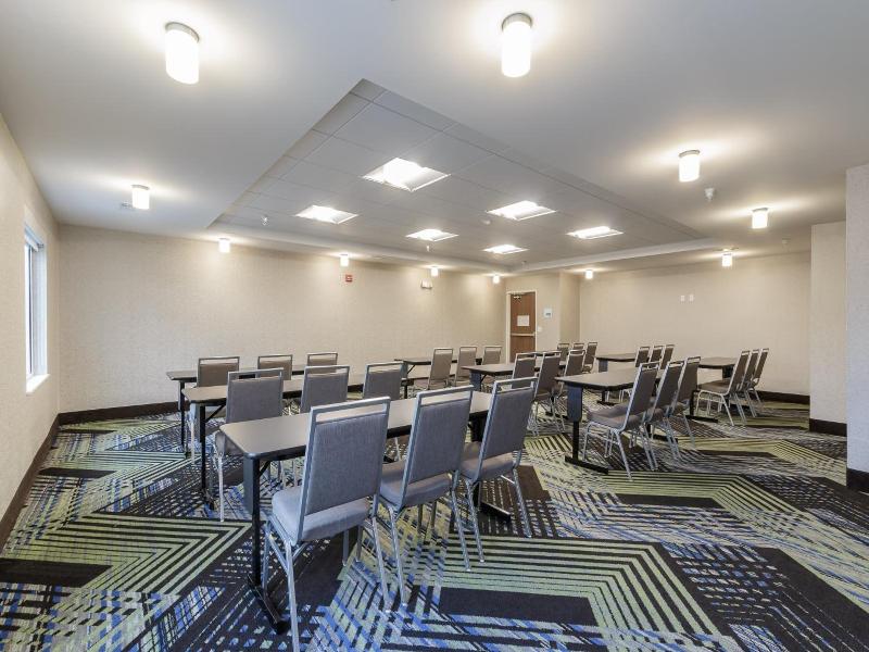 Holiday Inn Express Amp Suites South Bend South image