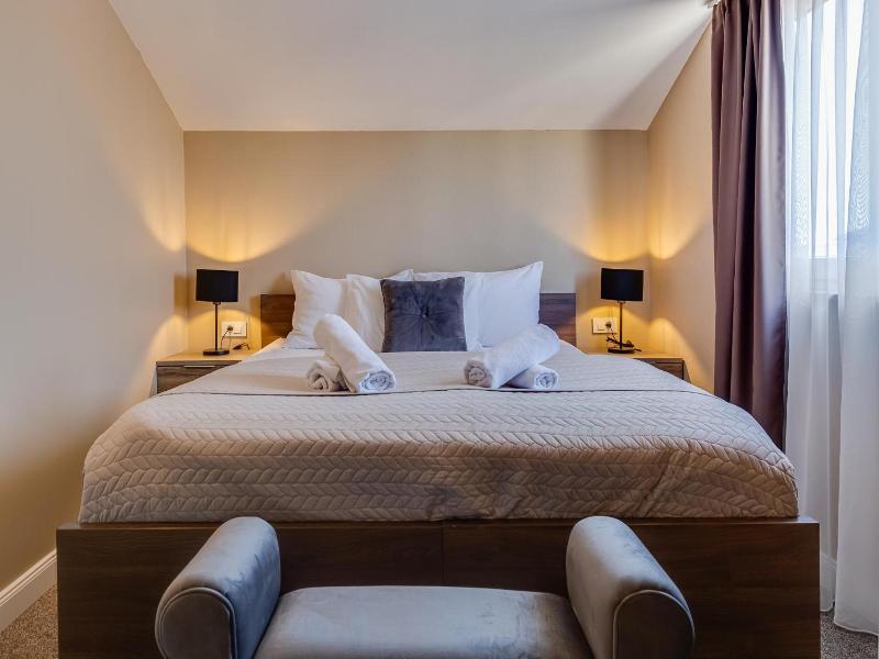 Hotel Sky image