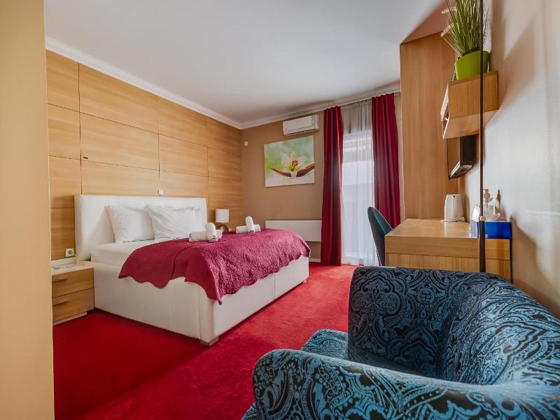 Hotel Sky image