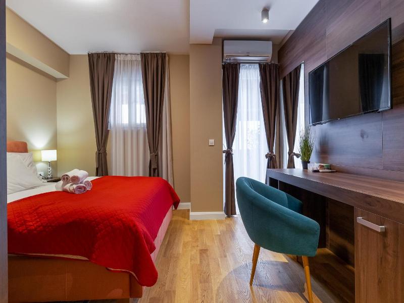 Hotel Sky image