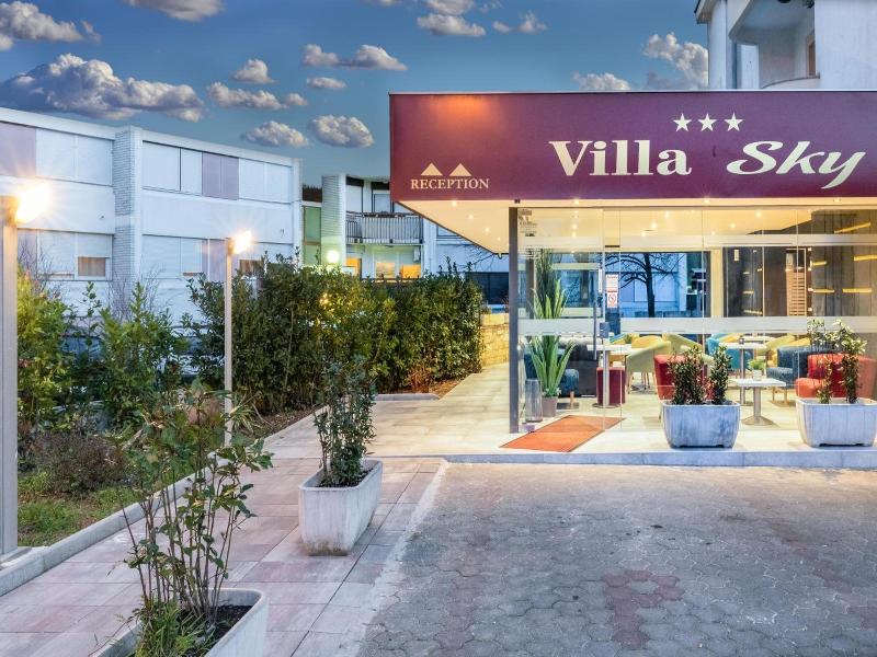 Hotel Sky image