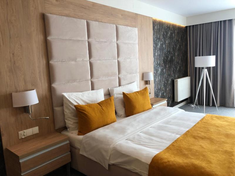 Hotel Ines image