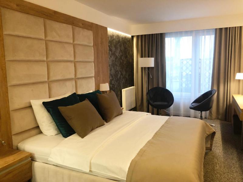 Hotel Ines image