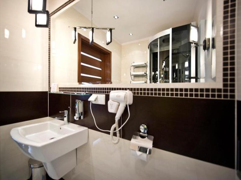 Hotel Ines image
