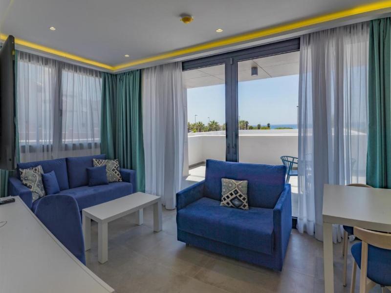 Hotel Playa De La Plata image