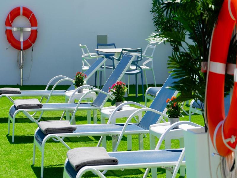 Hotel Playa De La Plata image