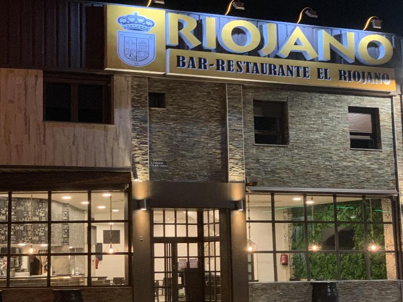 Hotel Riojano image