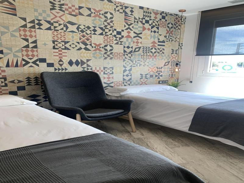 Hotel Riojano image