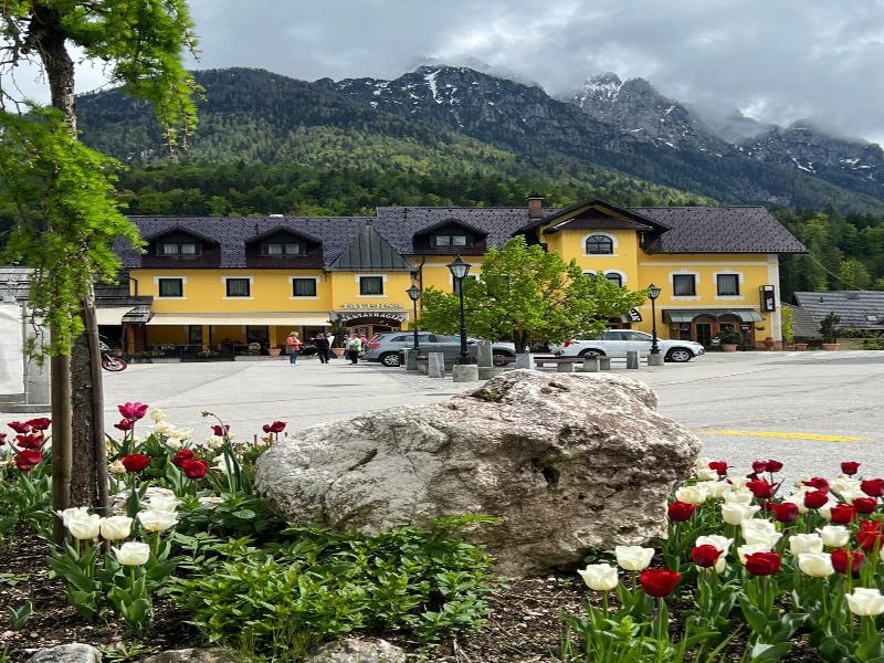 Hotel Kotnik Superior image