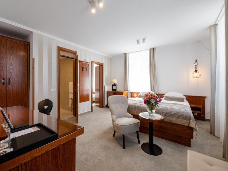 Hotel Kotnik Superior image