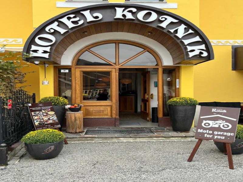 Hotel Kotnik Superior image