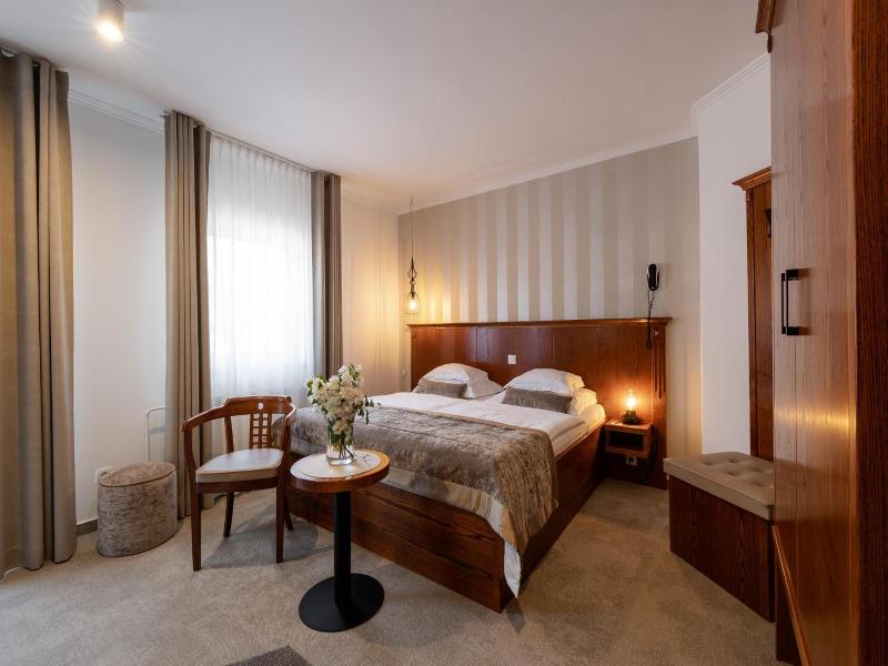 Hotel Kotnik Superior image