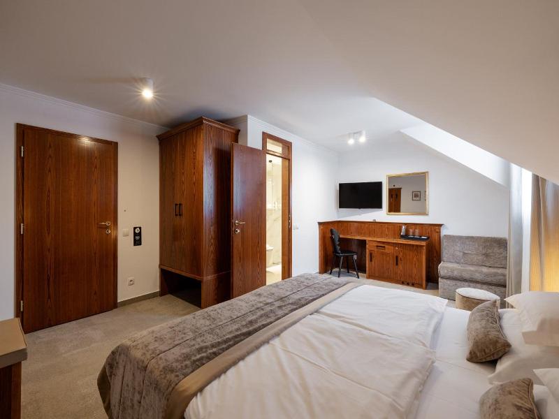 Hotel Kotnik Superior image