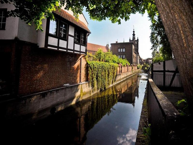 World Hostel Old Town image