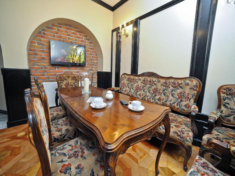 World Hostel Old Town image